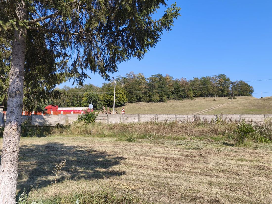 The undeveloped expansion reserve inside the perimeter